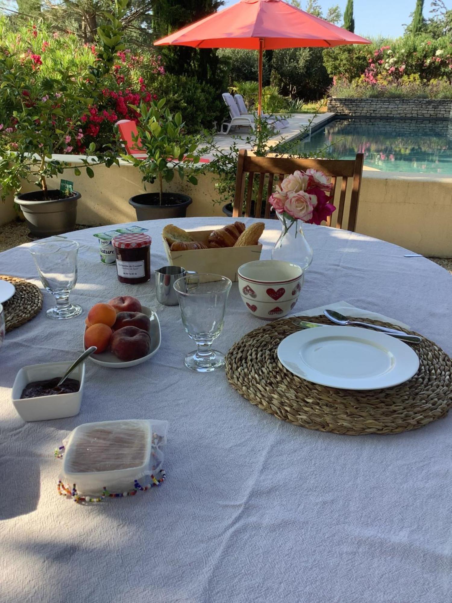 Bed and Breakfast La Bastide De Cocagne Rognes Zewnętrze zdjęcie